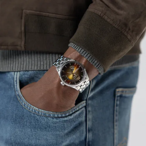 Photo montrant l'intégralité de la montre Montre Jazzmaster Open Heart Auto 40 Mm Cadran Noir Bracelet Argenté