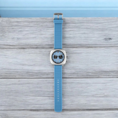 Briston Bracelet Rubber Bleu Clair monté sur une montre