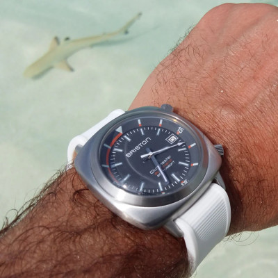 Briston Bracelet Rubber Blanc monté sur une montre