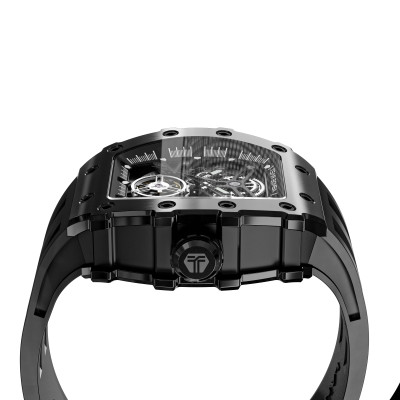 Vue en gros plan de la montre Tsar Bomba Montre Automatique Acier Pvd Noir Silicone Noir