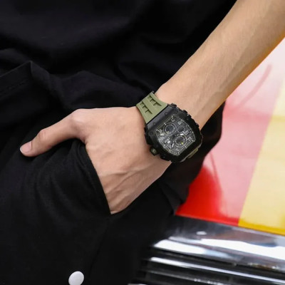 MONTRE TSAR BOMBA CHRONO QUARTZ PVD NOIR SILICONE KAKI