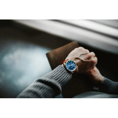 Photo of the Certina montre DS Action Day Date Powermatic 80 on the wrist