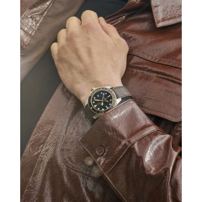 Photo de la Montre Certina DS Action GMT Powermatic 80 au poignet