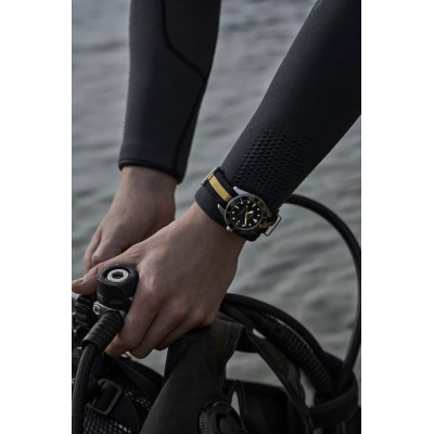 Photo de la Certina DS Action Diver 40.5 mm Powermatic 80 au poignet