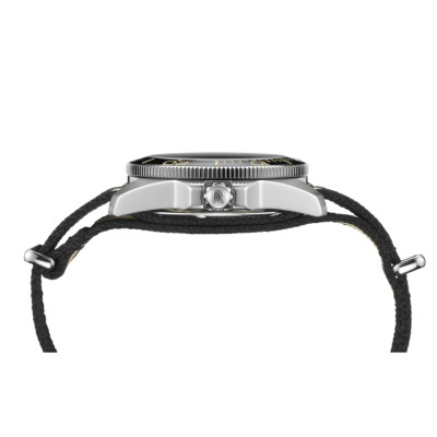 Photo de profil de la couronne de la Certina DS Action Diver 40.5 mm Powermatic 80