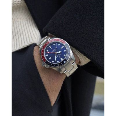 MONTRE CERTINA DS ACTION GMT POWERMATIC 80 CADRAN BLEU BRACELET ACIER