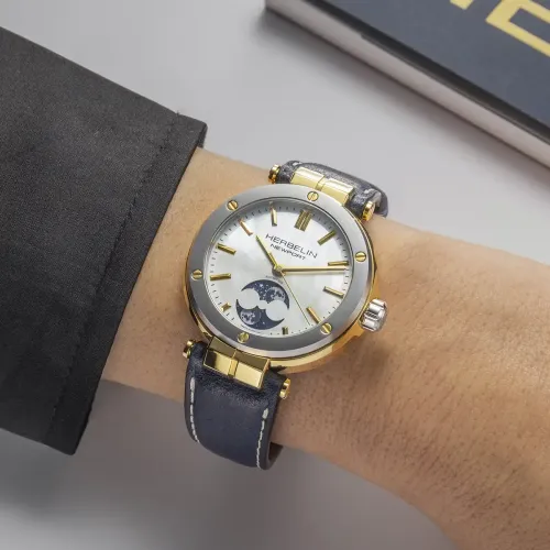 MONTRE HERBELIN NEWPORT AUTOMATIQUE LADY PHASES DE LUNE NACRE