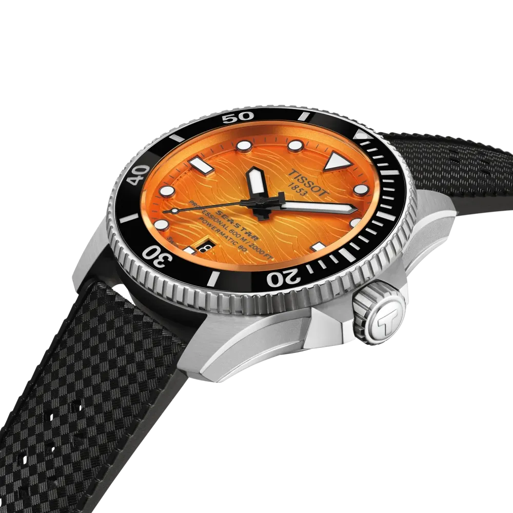 MONTRE TISSOT SEASTAR POWERMATIC 80 44 MM CÉRAMIQUE NOIRE CADRAN ORANGE BRACELET CAOUTCHOUC NOIR
