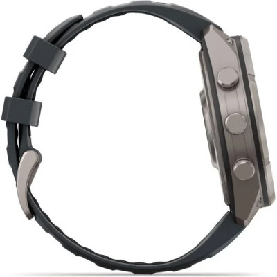 MONTRE GARMIN FĒNIX® 9 PRO 47 MM IN REACH TITANIUM AVEC BRACELET EN SILICONE GRAPHITE NOIR
