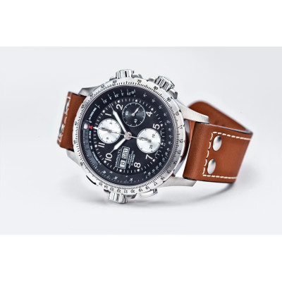 Hamilton khaki aviation x-wind 44 mm chrono automatique