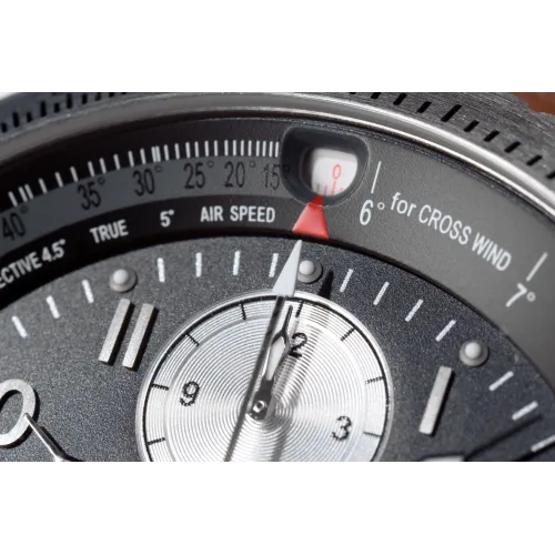 Hamilton khaki aviation x-wind 44 mm chrono automatique